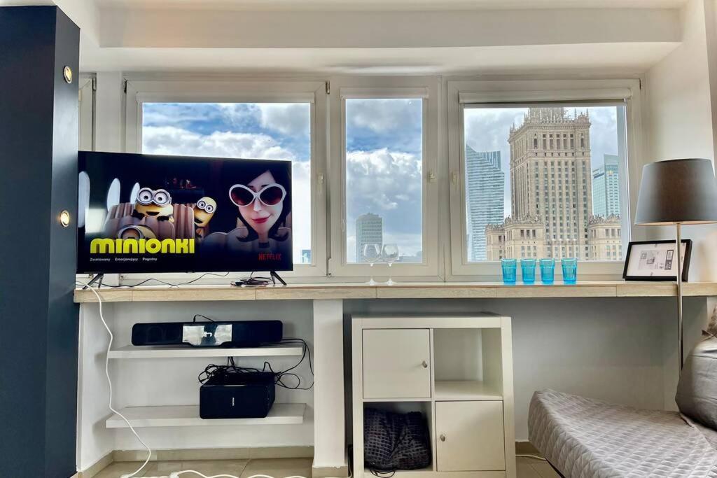 Sawa Apartment 2Xmetro Wifi 500 Mbs 50'Tv Netflix Hbo Appletv+ Varsóvia Exterior foto