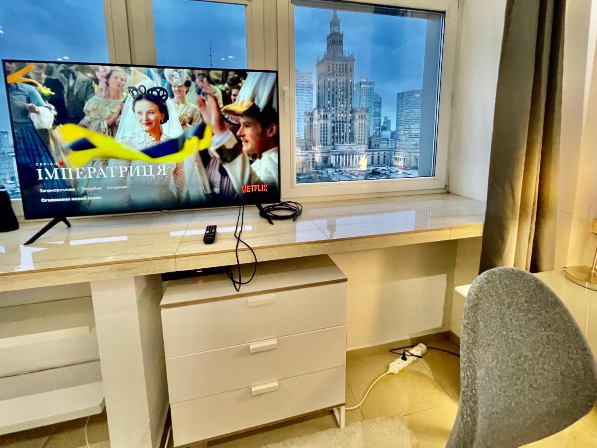 Sawa Apartment 2Xmetro Wifi 500 Mbs 50'Tv Netflix Hbo Appletv+ Varsóvia Exterior foto