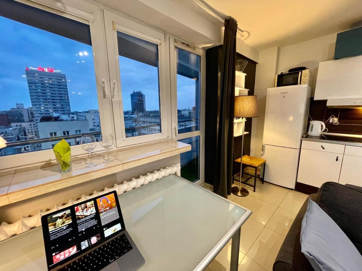 Sawa Apartment 2Xmetro Wifi 500 Mbs 50'Tv Netflix Hbo Appletv+ Varsóvia Exterior foto